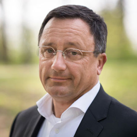 Prof. Dr. Wolfgang Harburger